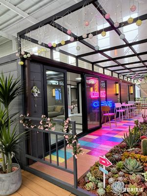 주문 40ft Expandable Container Home with L11540 * W6060 * H2240 Mm Internal Dimensions and L11800 * W6220 * H2480 Mm Expanded Size Featuring 18 Thick Fireproof Cement Fiber Floor 온라인 제조