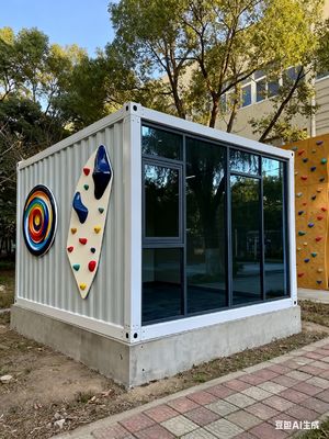 주문 평면 패크 접기 집 8 레벨 지진 성능 0.043W / m.K 열 격리 및 2.0KN / m2 지상 실전 부하 온라인 제조